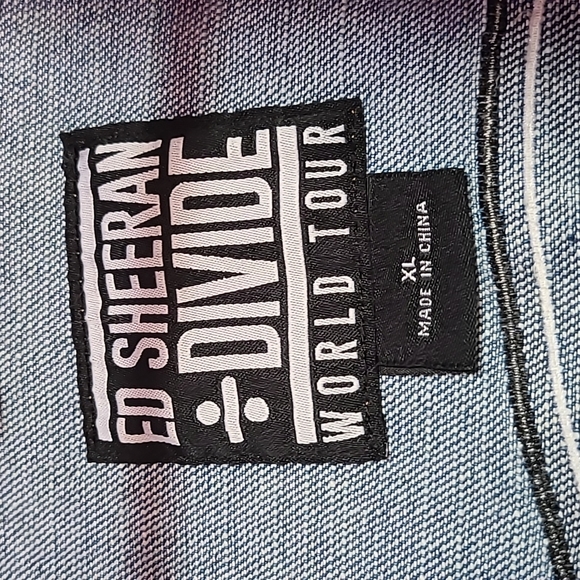 Ed Sheeran Merch Divide Tour Denim Jacket with Patches XL - Picture 3 of 6